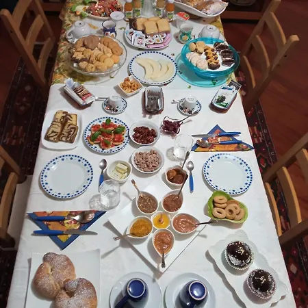 Bed & Breakfast Aurora